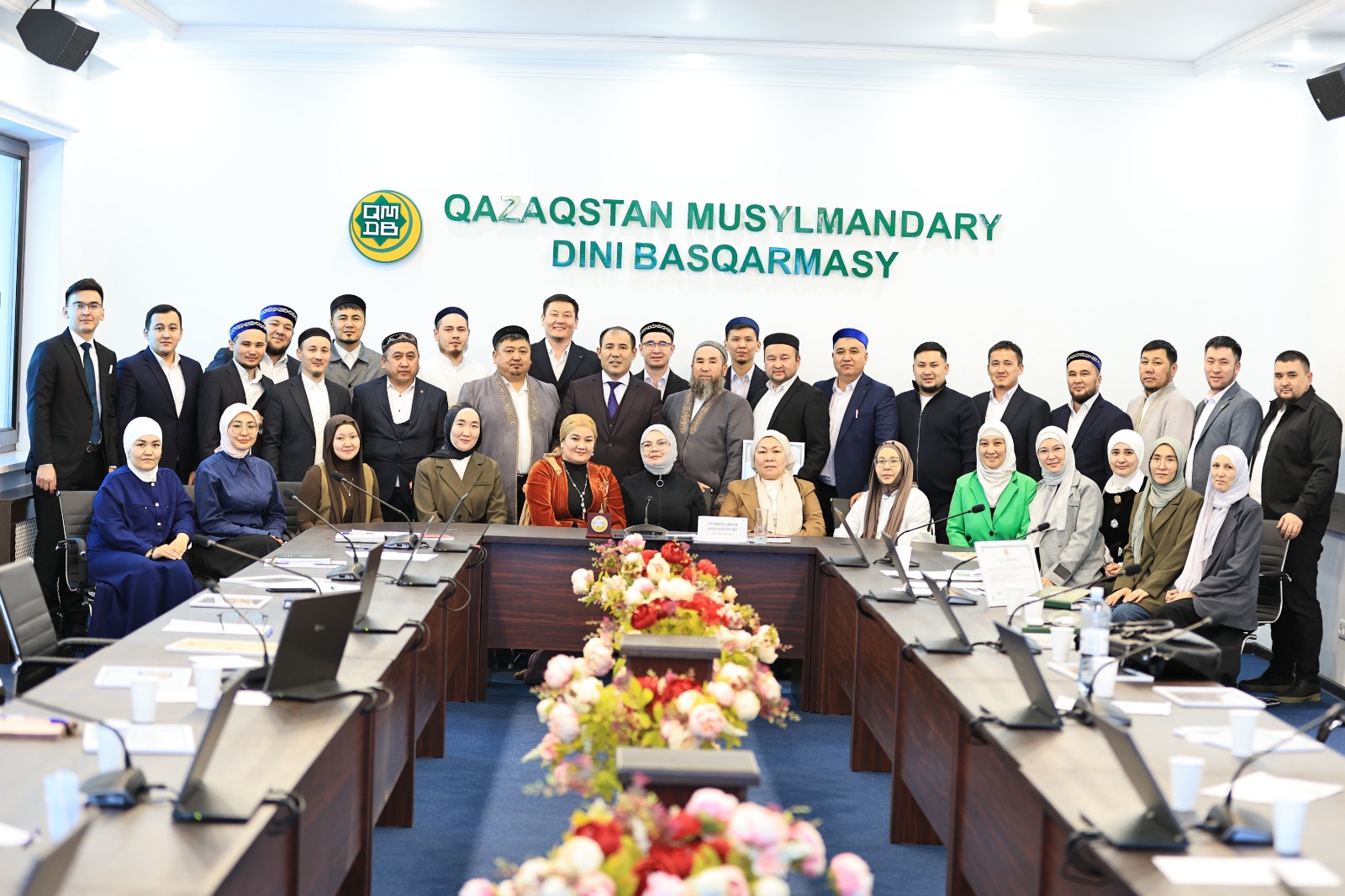 ЖЫЛДЫҚ ЕСЕП–2025: 450 КӘСІПОРЫН ЖАҢАДАН ХАЛАЛ СЕРТИФИКАТЫН АЛДЫ