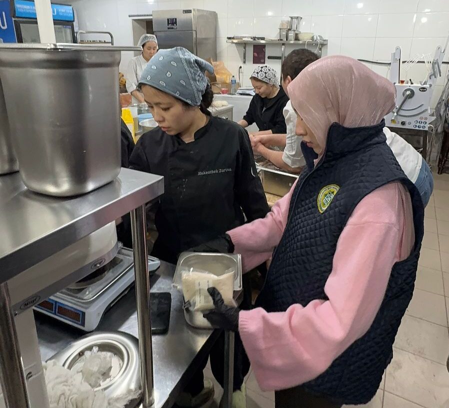 ЖАМБЫЛДАҒЫ ДӘМХАНАЛАР ТЕКСЕРІЛДІ