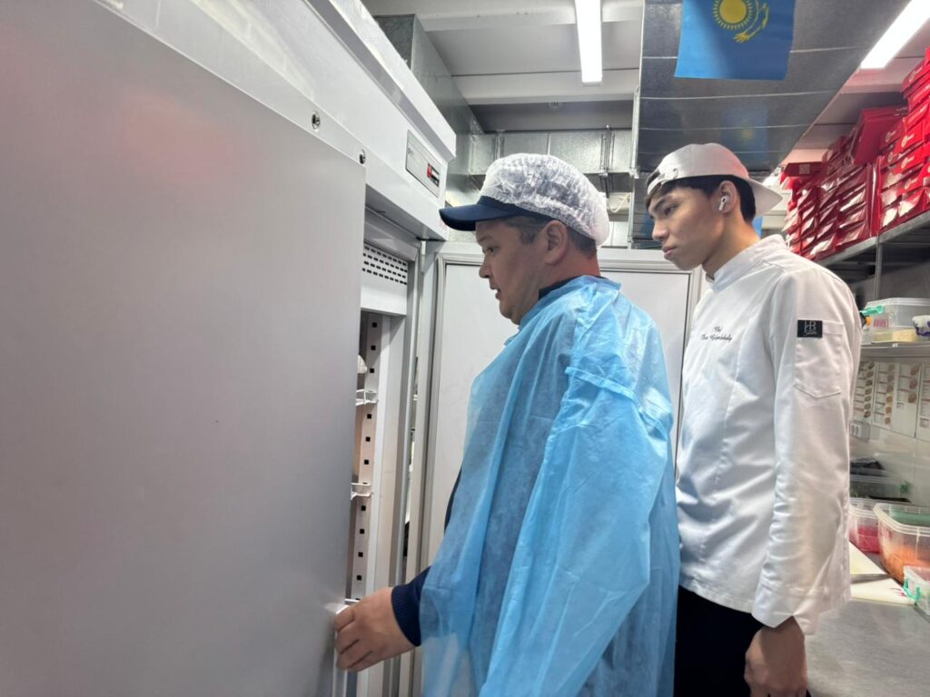 АЛМАТЫДАҒЫ ДӘМХАНАЛАР ТЕКСЕРІЛДІ