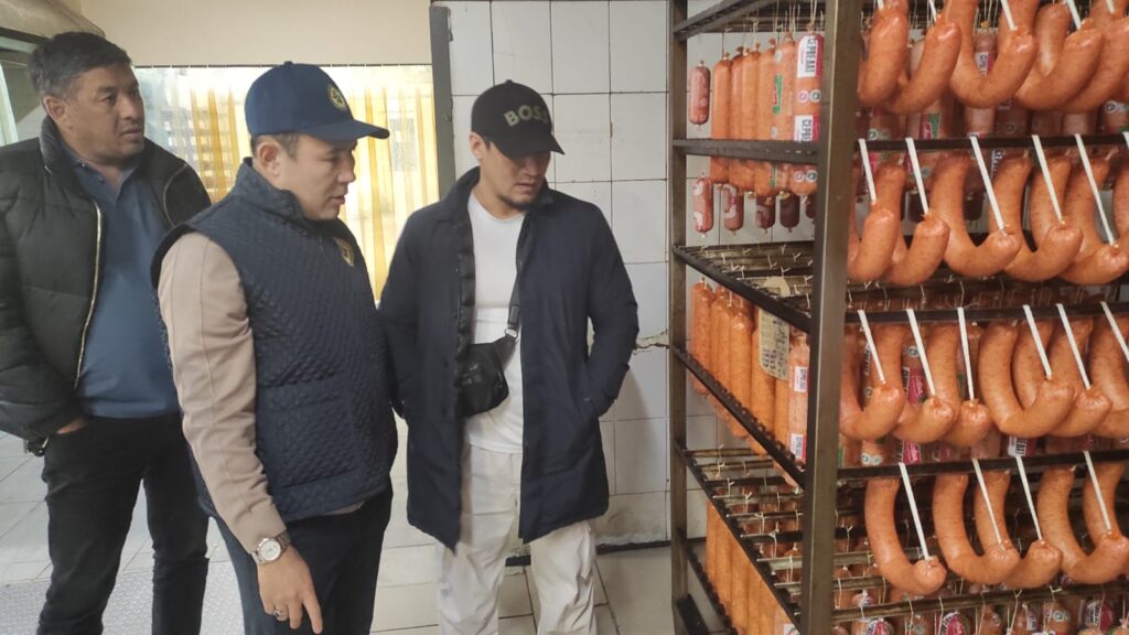 «ПИР» ЖК ШҰЖЫҚ ЦЕХЫНДА ХАЛАЛ ТАЛАПТАРЫНА САЙ ТЕКСЕРІС ЖҮРГІЗІЛДІ