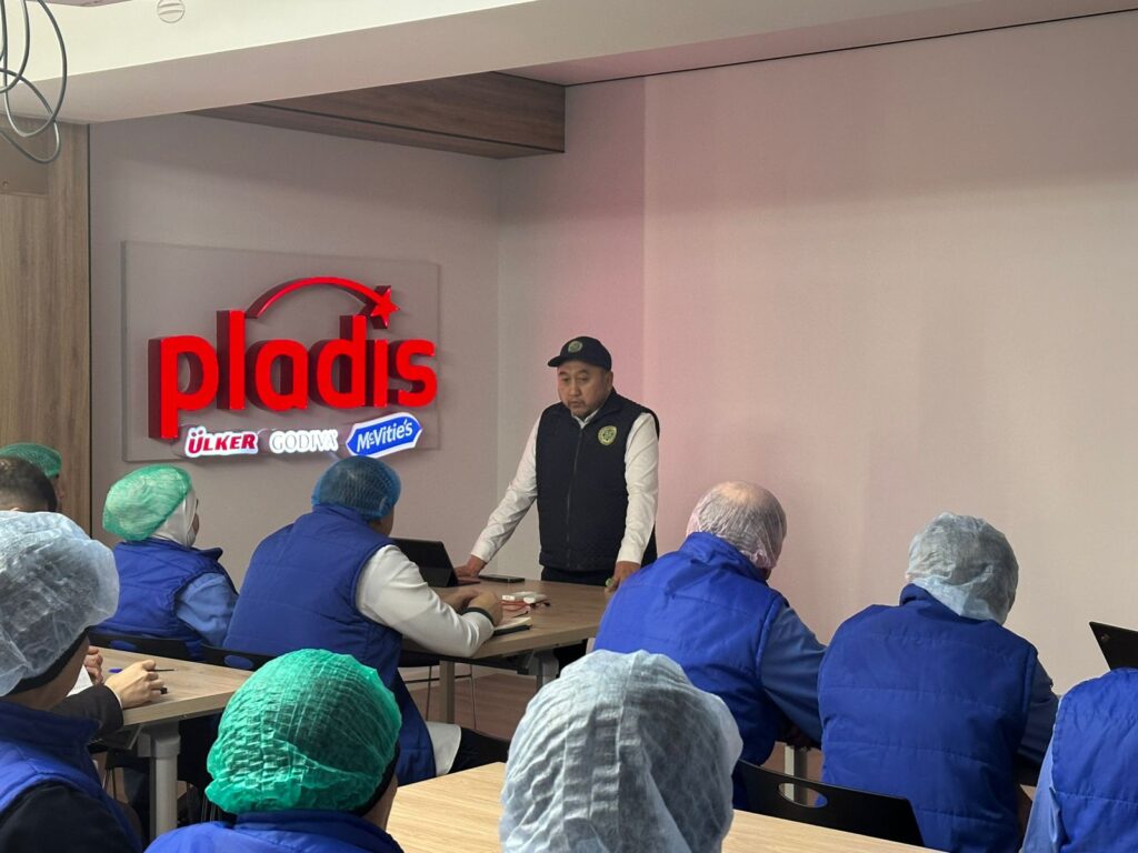 АЛМАТЫ ОБЛЫСЫ: «PLADIS» КОНДИТЕРЛІК ФАБРИКАСЫНДА СЕМИНАР ӨТКІЗІЛДІ