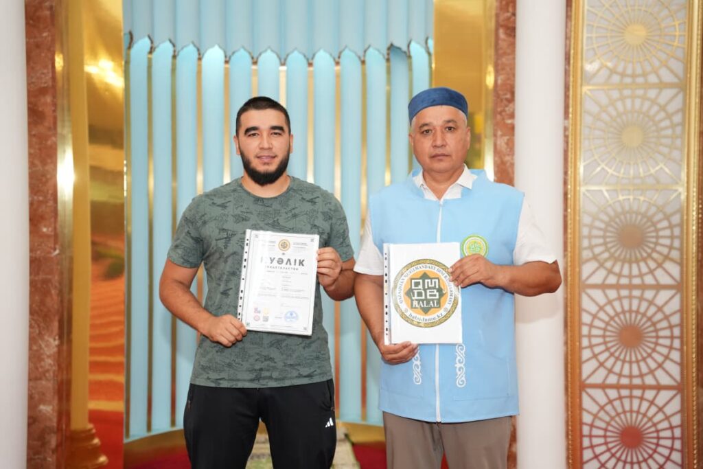 ШЫМКЕНТ ҚАЛАСЫНДА ҚҰС ФАБРИКАСЫ «QMDB HALAL» КУӘЛІГІНЕ ИЕ БОЛДЫ