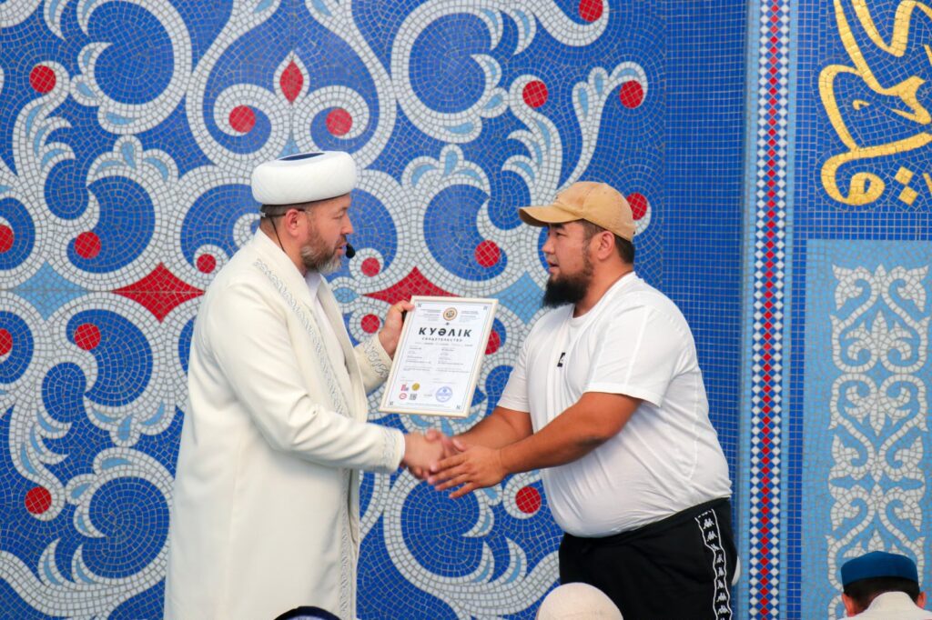АҚТӨБЕ ҚАЛАСЫНДА «QMDB HALAL» КУӘЛІКТЕРІ ТАБЫСТАЛДЫ